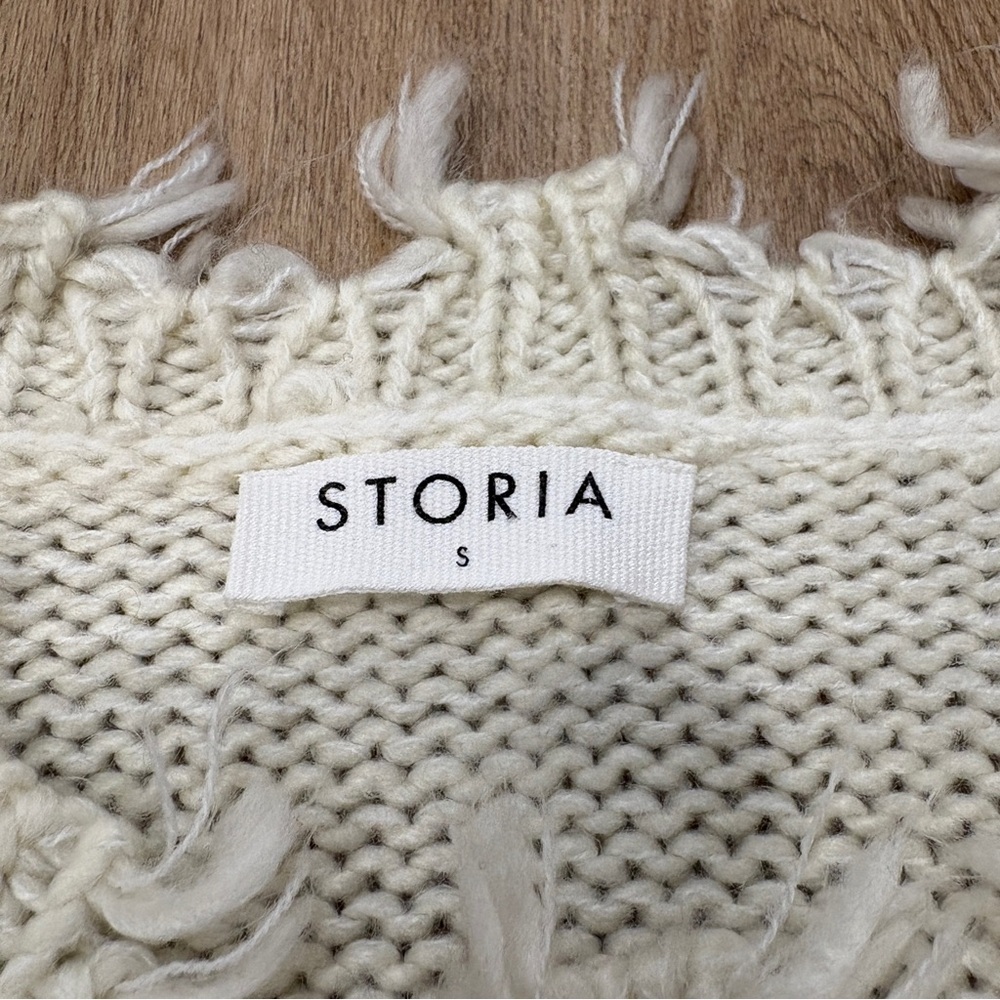 ๐STORIA๐ DISTRESSED LIGHTNING BOLT RELAXED SWEATER IVORY / BLACK SZ S - Picture 5 of 8